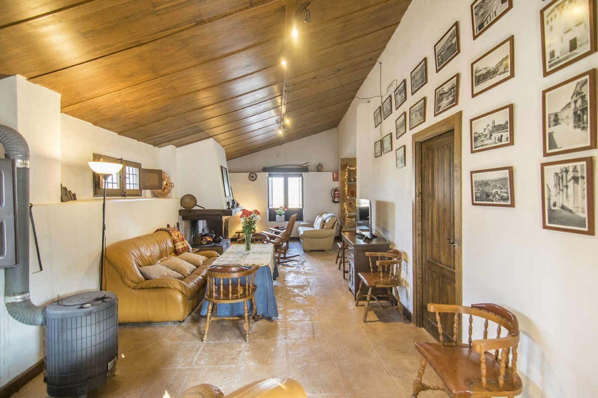 Alojamiento Rural El Cortijuelo 호텔 이요라 외부 사진